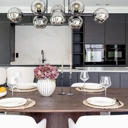 Villa Modern 4 Beds Luxe 550m To Las Canas Beach! Marbella
