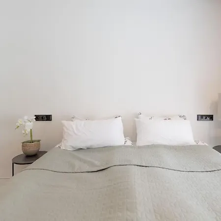 Modern 4 Beds Luxe 550m To Las Canas Beach!