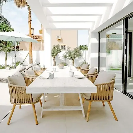 Modern 4 Beds Luxe 550m To Las Canas Beach! Villa Marbella
