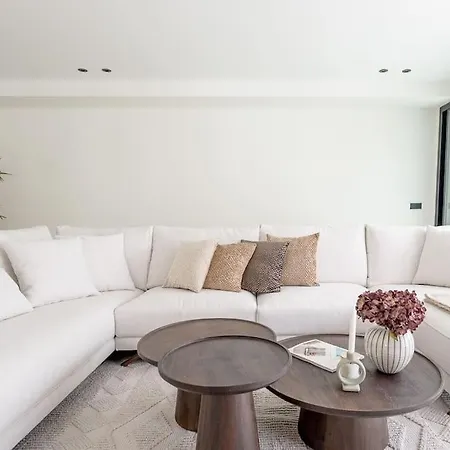 Modern 4 Beds Luxe 550m To Las Canas Beach! Villa
